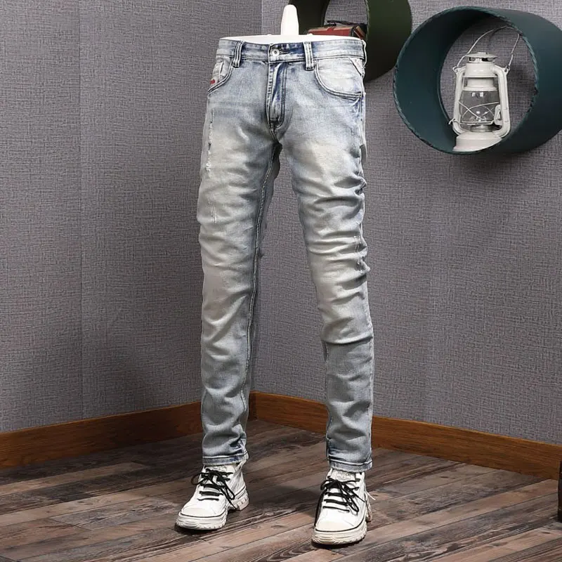 Jeans déchirés Slim Fit pour hommes, pantalons en denim vintage, bleu clair, mode streetwear rétro, marques de créateurs brodées, zones bre