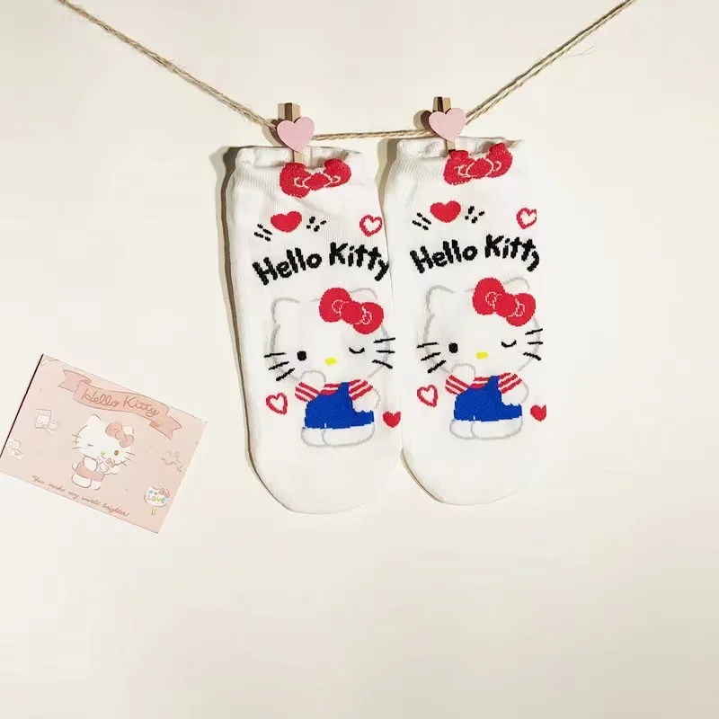 لـ Kulomi موضة جديدة كارتونية للنساء Kawaii Hello Kitty Kuromi Cinnamoroll جوارب قصيرة لطيفة للفتيات جوارب مريحة قابلة للتنفس