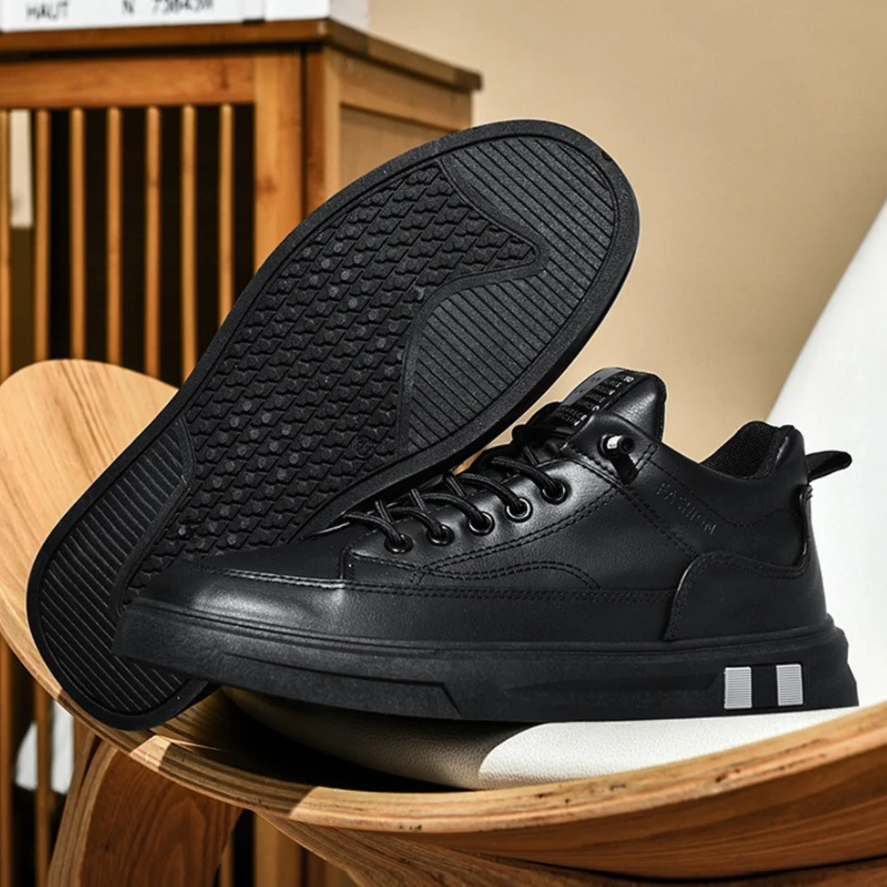 Men's Leather Casual Shoes Fashion Comfortable Sneakers for Men Outdoor Non-Slip Walking Shoes Designer Platform Men Board Shoes