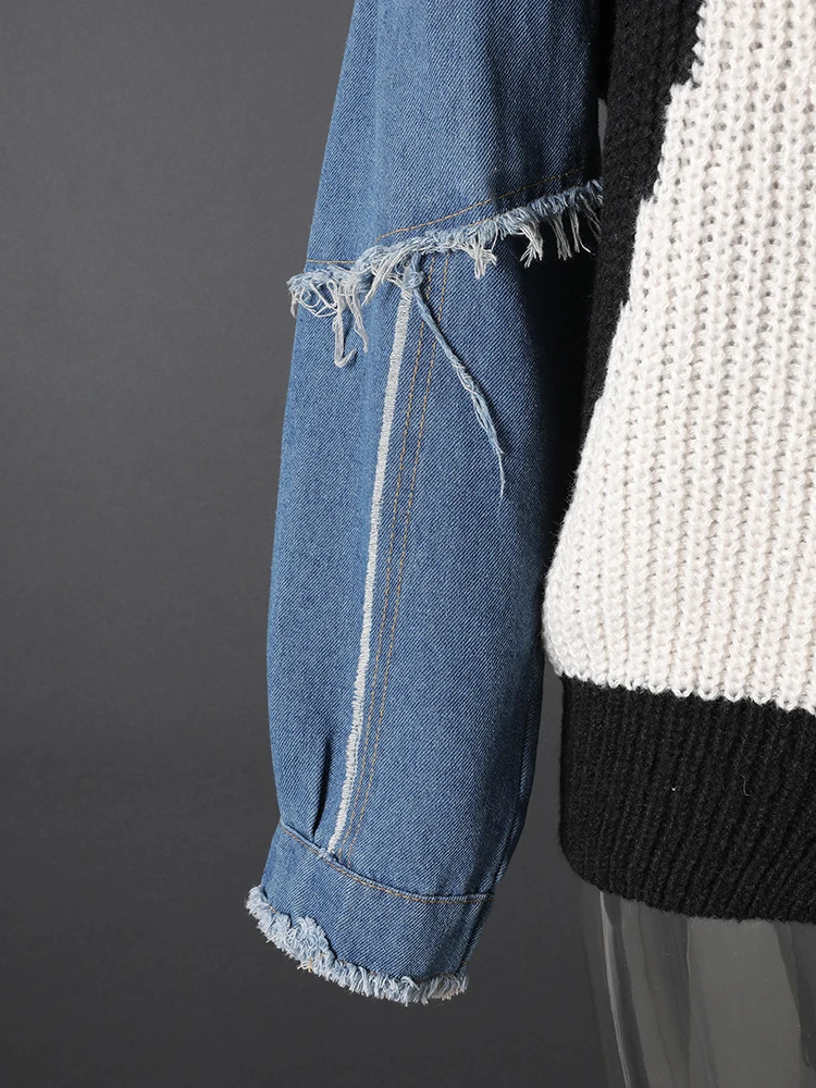 [EAM] Black Denim Color-block Big Size Knitting Sweatshirt New Round Neck Long Sleeve Women Fashion Spring Autumn 2026 CPG6698