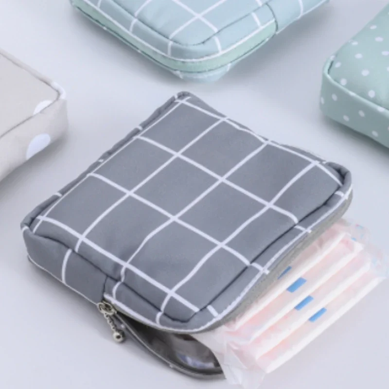 Women Small Cosmetic Bag Set Zipper Girls Mini Sanitary Napkins Makeup Lipstick Bags Travel Earphone Coin Organizer Pouch Bags