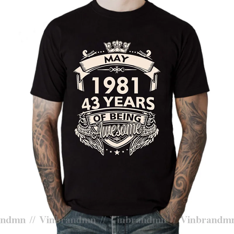 Awesome Born In 1981 November September October December January Febuary March April May June July August T Shirt Birthday Shirt