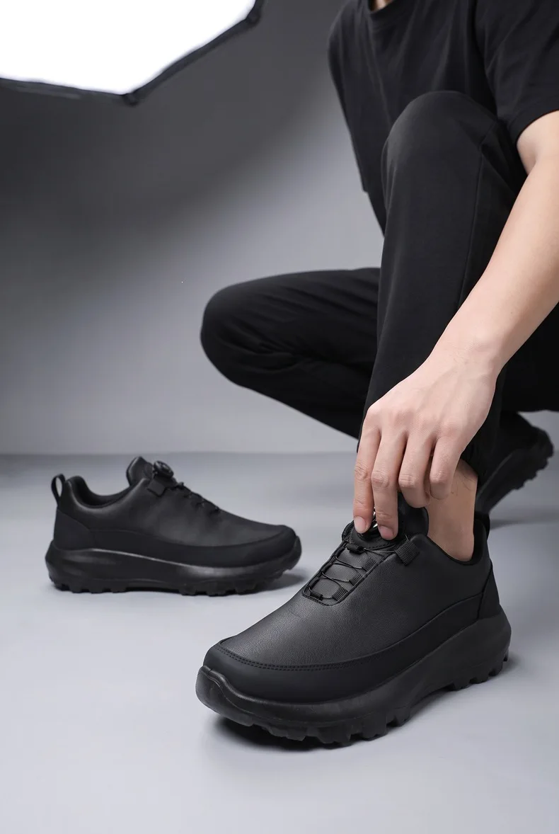 Herren-Freizeitschuhe mit Drehverschluss, Obermaterial aus Kunstleder, dicke, rutschfeste Sohle, wasserdicht, leicht, ideal für den täglichen Gebrauch und zum Spazierengehen im Freien. – Detail 17