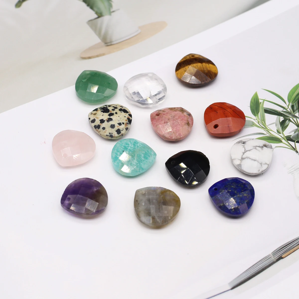 

5pcs Natsral Stone Pendant Fat Water Drop Clear Quartz Amethyst Pendant Charms for Making DIY Jewerly Necklace Bracelet 15x16mm