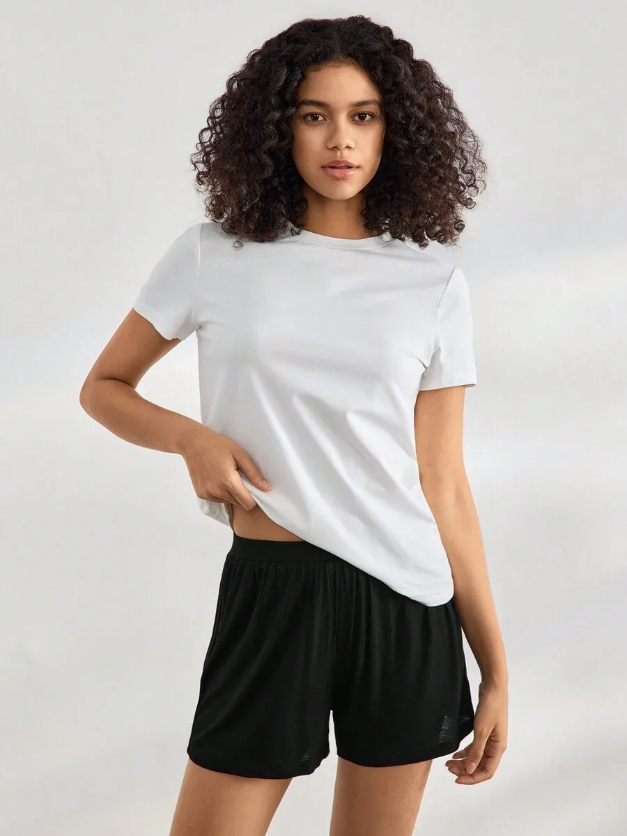 Comfortable Draping Elastic Waist Solid Black Shorts For Women Summer Loungewear Sleep Shorts