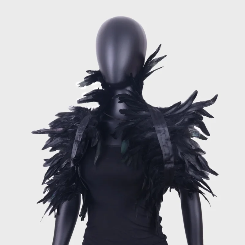 Capa de plumas gótica para Halloween y eventos especiales - imagen 2