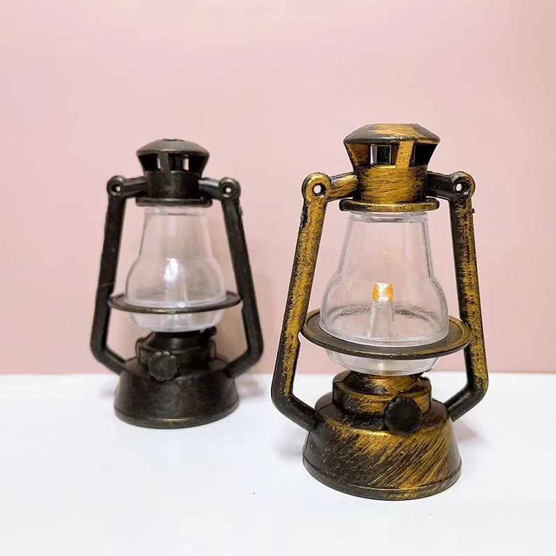 1:12 1:6 Scale Pretend Play Miniature Oil Lamp Dollhouse Accessories Mini Kerosene Lantern Doll House Decor Scene Ornaments