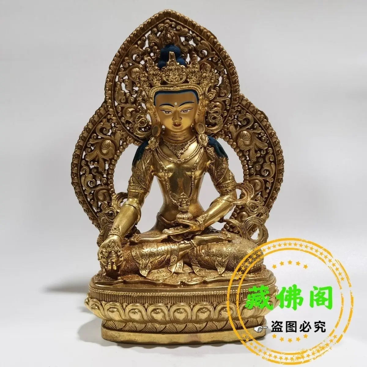 

Seven inches of Tibetan King Bodhisattva pure bronze Tibetan gilt Seiko bronze statue 23 cm home ornaments Buddha hall living ro