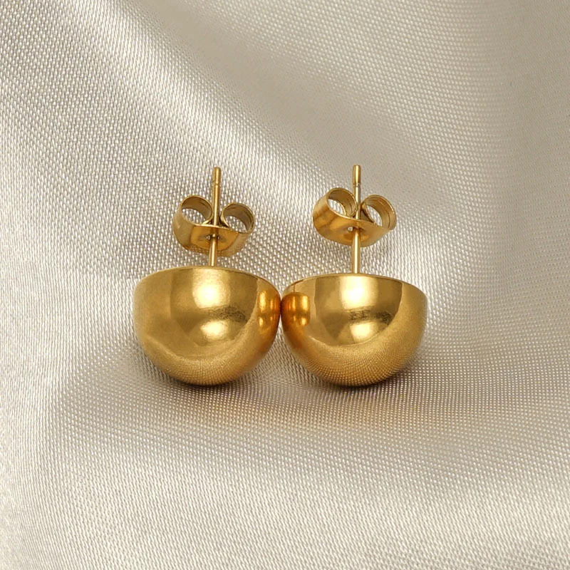 A pair of hemispherical earrings, golden girl stainless steel beads, simple piercing accessories, cute, elegant, romantic and fa