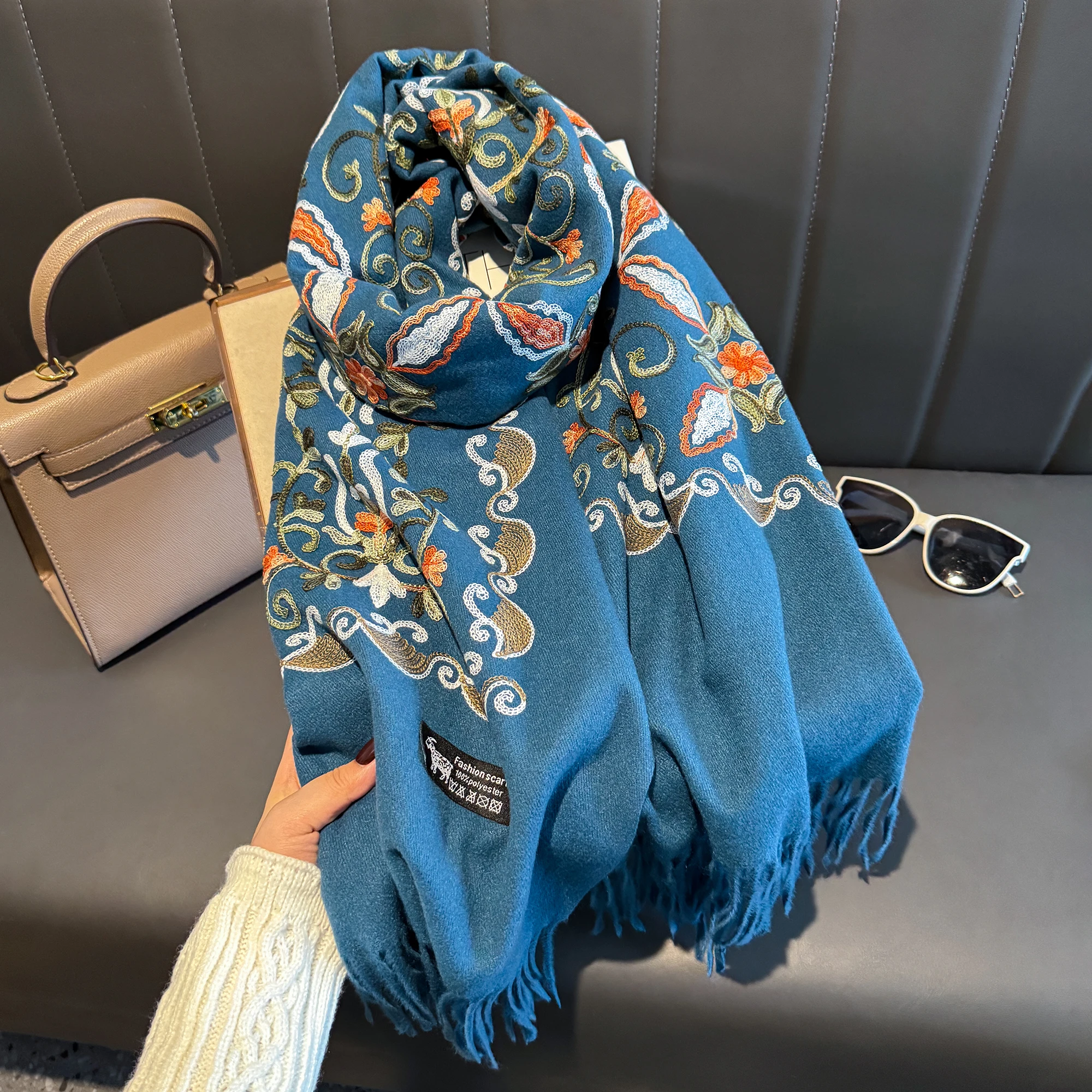 Damski luksusowy zimowy szal modowy, gruby szal podróżny, narzutka, haftowany kwiatowy ciepły szalik na szyję, poncho, pashmina, bufanda