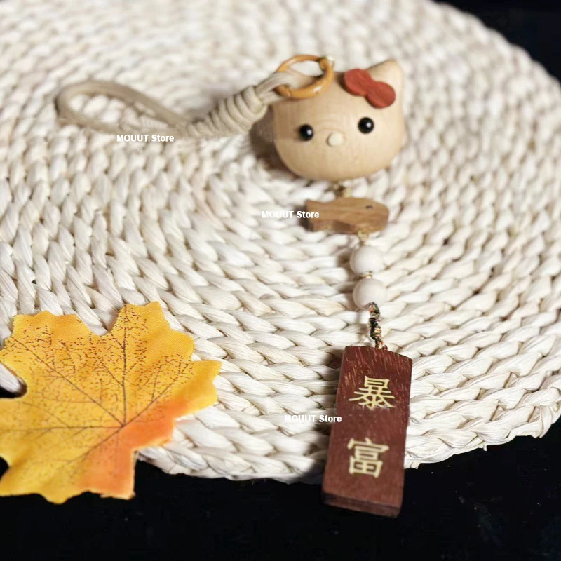 Beech Wood Carving Cat Eating Fish Figurine Cute Lucky Cat Bag Car Interior Hanging Rearview Mirror Pendant Birthday Gift