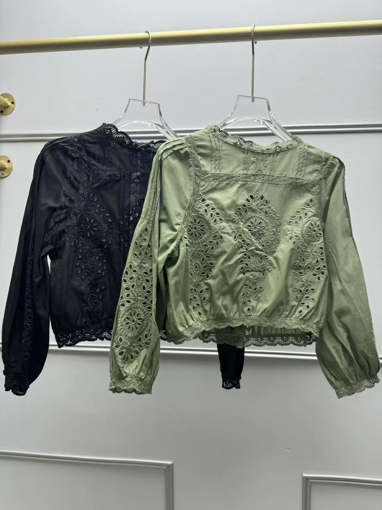 

Elegant French Style Embroidered round Neck Hollow out Hook Flower Loose Fit 3/4 Sleeve Women's Shirt Breathable Cotton Blend