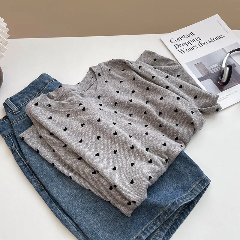 Gray Heart Print Long Sleeve T‑Shirt for Women Casual O‑Neck Loose Basic Tee Diamond-mounted Daily Wear Autumn Spring Tops