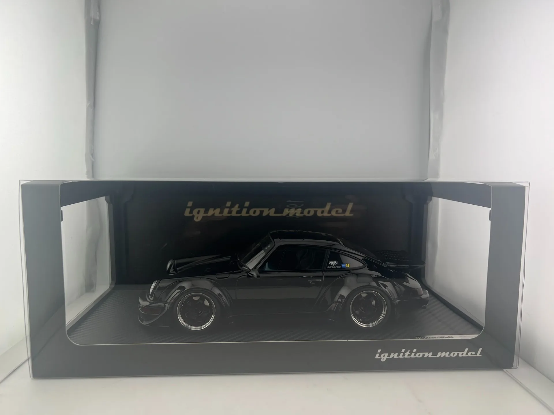 

Литой под давлением IG масштаб 1/18 Porsche RWB 944, черная модель автомобиля, Коллекционная игрушка, подарок, сувенир, украшение для дисплея