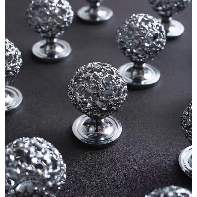 Design Furniture Handle French Retro Silver Wardrobe Door Handle Drawer Knobs Brass Hollow Spherical Small Knob