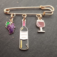 Fashion and popular wine time wine glass enamel pin brooch bag clothes lapel pin badge cartoon jewelry gift for lover's friend