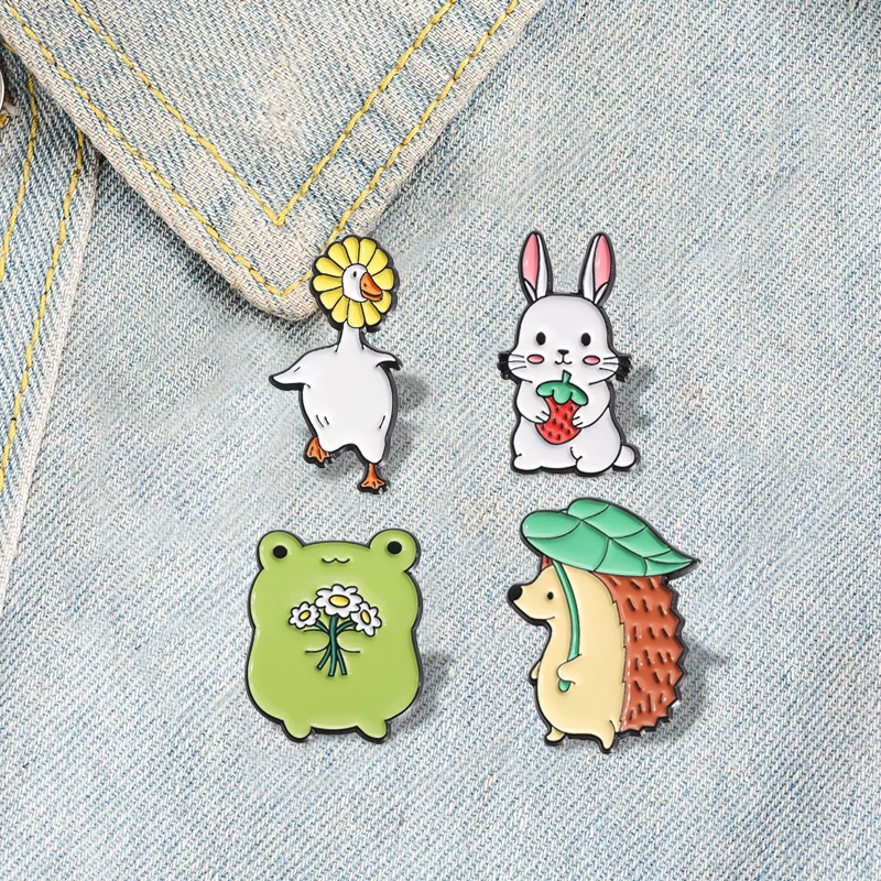 Frog Hedgehog Goose Pines Lapel Badges Animal Jewelry Gift for Kids Friends Cute Animals Enamel  Brooch Custom Rabbit