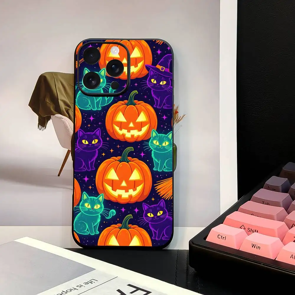 Halloween Pumpkin Phone Case Stylish Black Matte TPU Case For 11-16. Anti-slip And Wear-resistant