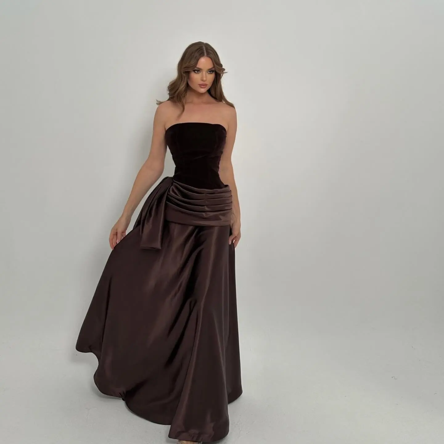 

Thinyfull Women A-Line Prom Evening Dresses Saudi Arabia Strapless Sleeveless Party Dress Simple Cocktail Prom Gowns Customized