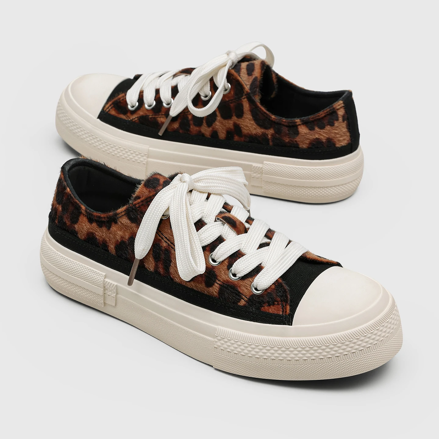 Leopard Print Fashion Low Top High Quality Sneakers Mens Womens Teenager Canvas Sneaker Tide Printed Causal Couple Custom Shoe
