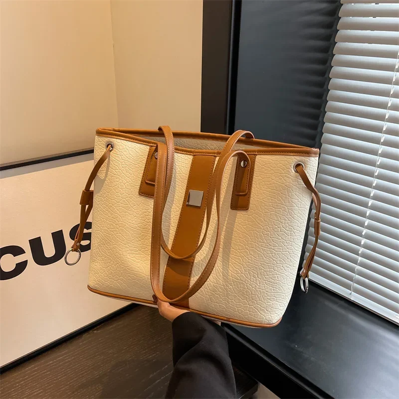 

Large-capacity bags 2023 new fashion explosions Tote bag summer Joker class commuter bag contrast color shoulder bag