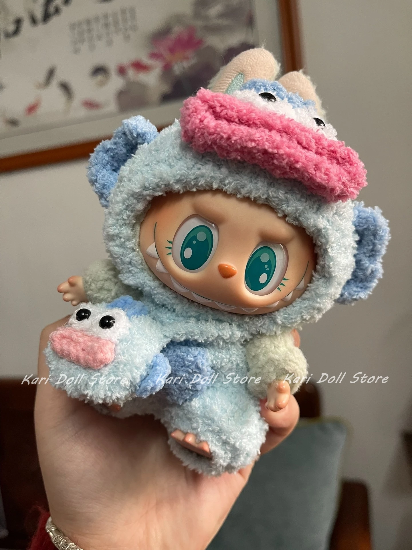 

Kari Store Sitting party Handmade crochet Macaron for Labubu accessories Clothes