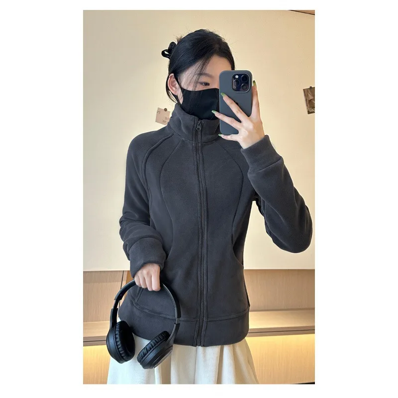 2025 New Slim-fit Sweater Women's Autumn and Winter Waist Zipper Cardigan Jacket Women
