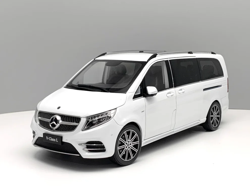 Diecast 1:18 Scale Benz V260L V-Class MPV Business Vehicle White Alloy Car Model