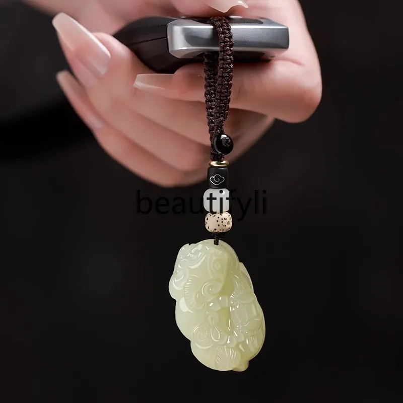 Hetian jade Pixiu keychain, car key, small pendant, high-end sense lucky schoolbag pendant