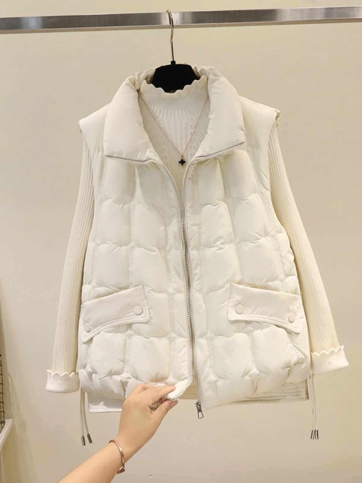 여성용 숏 다운 코튼 베스트 두꺼운 가을 겨울 신상 스탠드 칼라 패션 숄더 패드 코튼 베스트 재킷