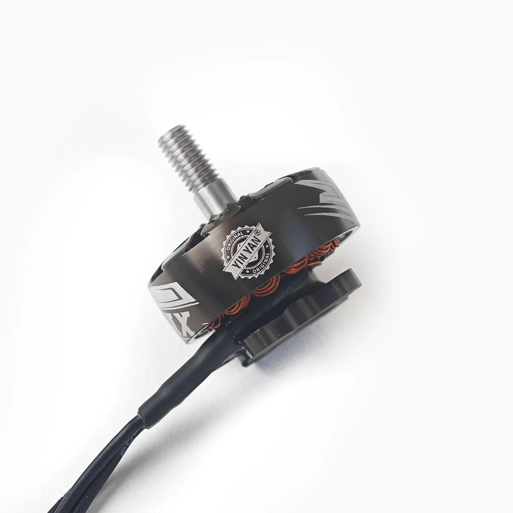 EMAX ECO III 2207 Motore Brushless 6S FPV Racing Drone N52SH Neo Magneti Albero in Lega di Titanio per 5 "Freestyle/Drone Racing