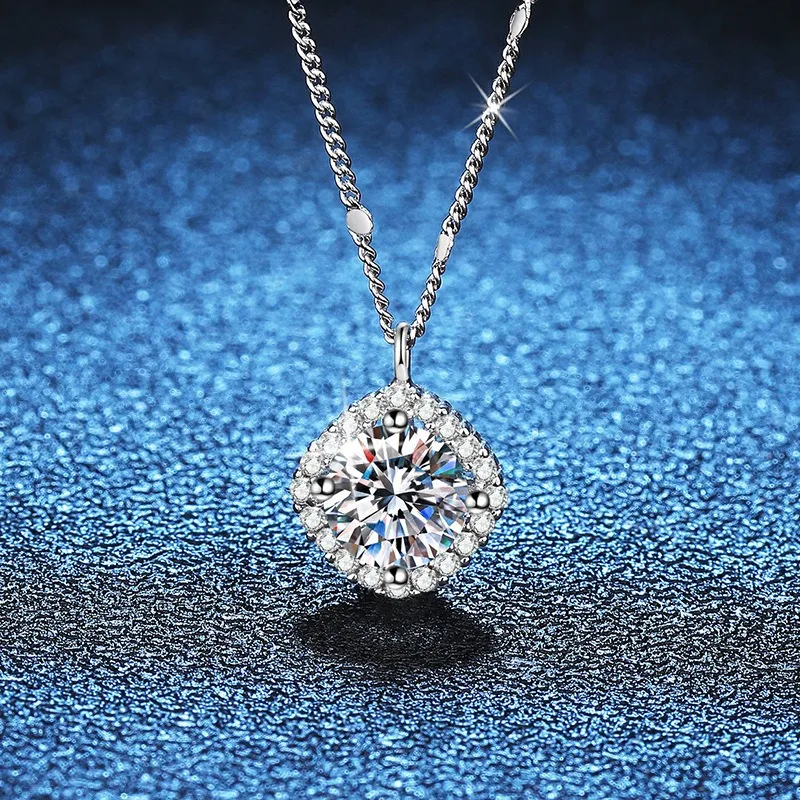 

S925 Sterling Silver Square Halo Pendant Necklace 1ct D Color Moissanite Minimalist Dainty Jewelry Gift for Women