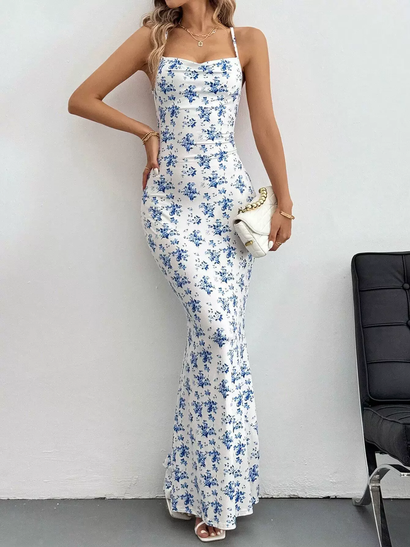 

Summer Dress Women Flower Sleeveless Backless Slim Maxi Dress Female Casual Lady Dress