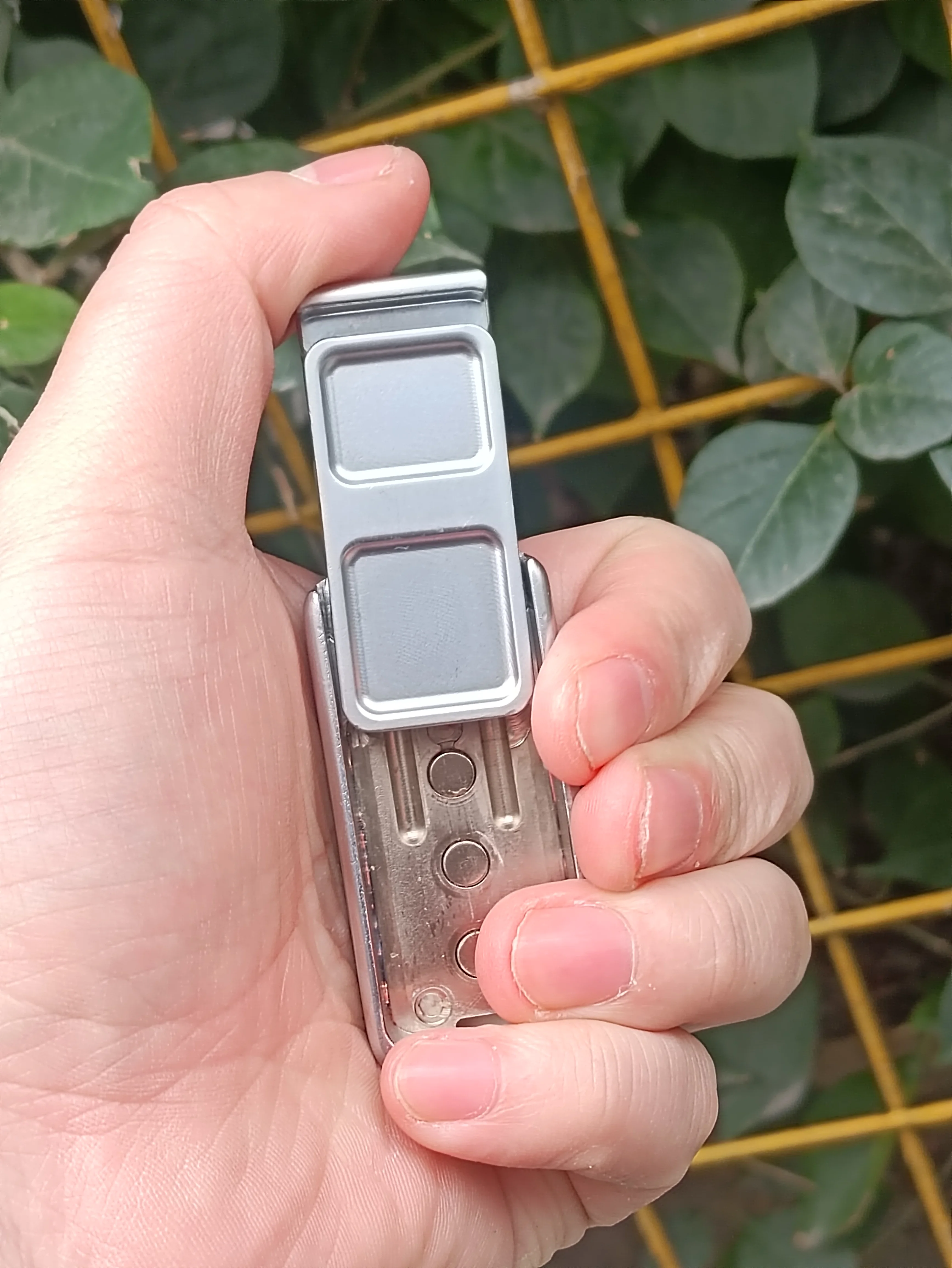 Push Card Magnetic Slider EDC Fidget Slider โลหะ ADHD ของเล่นป้องกันความเครียดความเครียดและความวิตกกังวลบรรเทา Fidget ของเล่นโต๊ะของเล่นของขวัญ