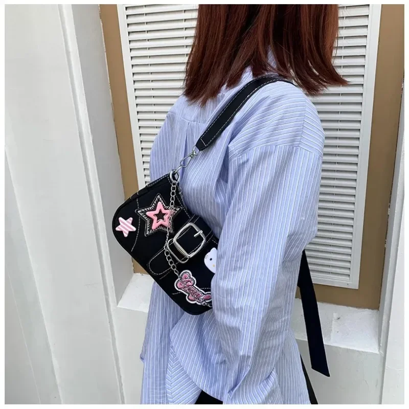 Sanrio HelloKitty Niche Spicy Y2k Chain Baguette Bag Underarm Bag Sweet Small Female Niche Design Fashion Shoulder Messenger Bag