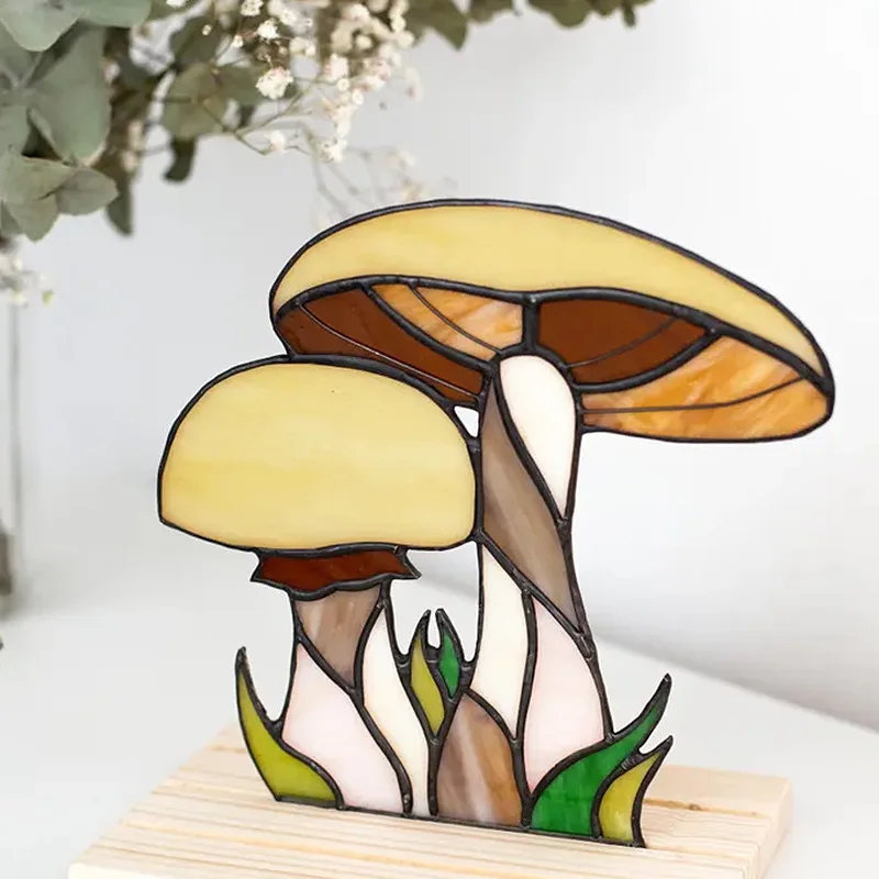 Bionic Desktop Table, Colored Glass Catcher, Mushroom Decorative Ornament, Handicraft Manufacturer