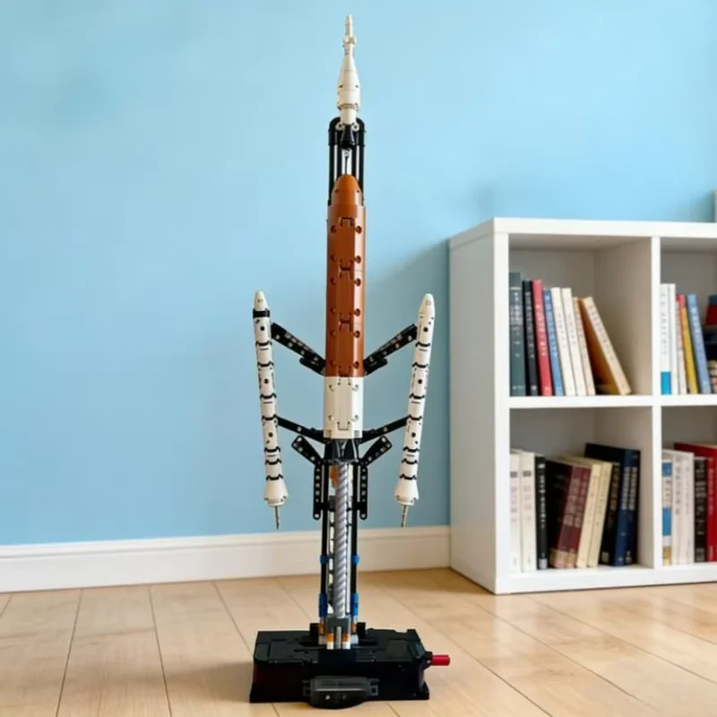 

Коллекционный конструктор космической ракеты Artemis (632 детали) – модель ракеты-носителя для фанатов науки, декор для дома, подарок на день рождения (аналог 42221)