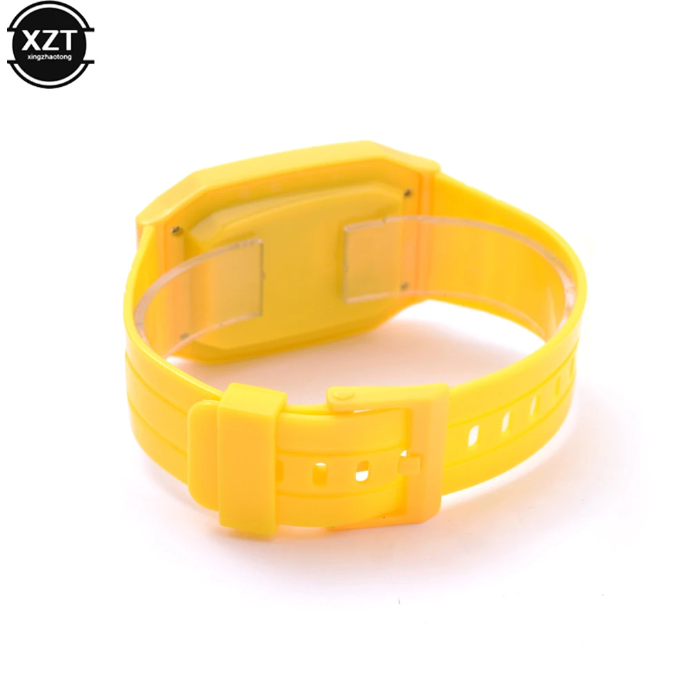 ساعة معصم الأطفال المحمولة الرقمية مربع آلة حاسبة صغيرة اختبار أداة أطفال هدية آلة حاسبة ساعة ذكية