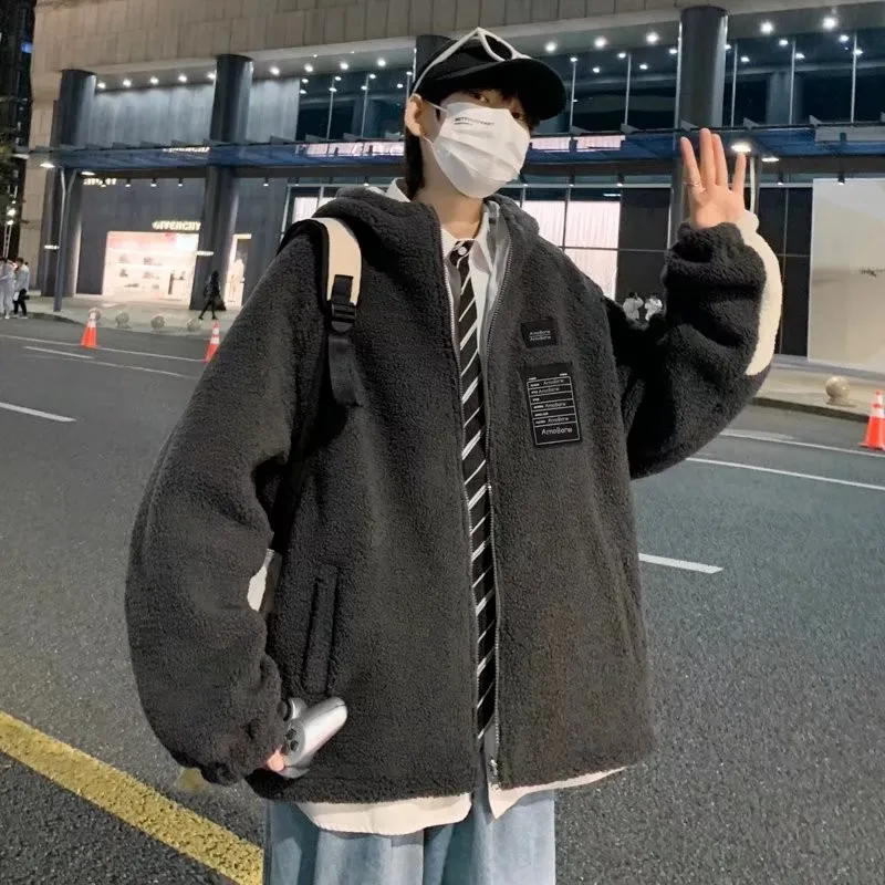 سترة رجالية من القطن مبطنة بفرو الحمل، سميكة وفضفاضة، أنيقة للخريف والشتاء، بأسلوب شبابي عصري، يمكن ارتداؤها على الوجهين