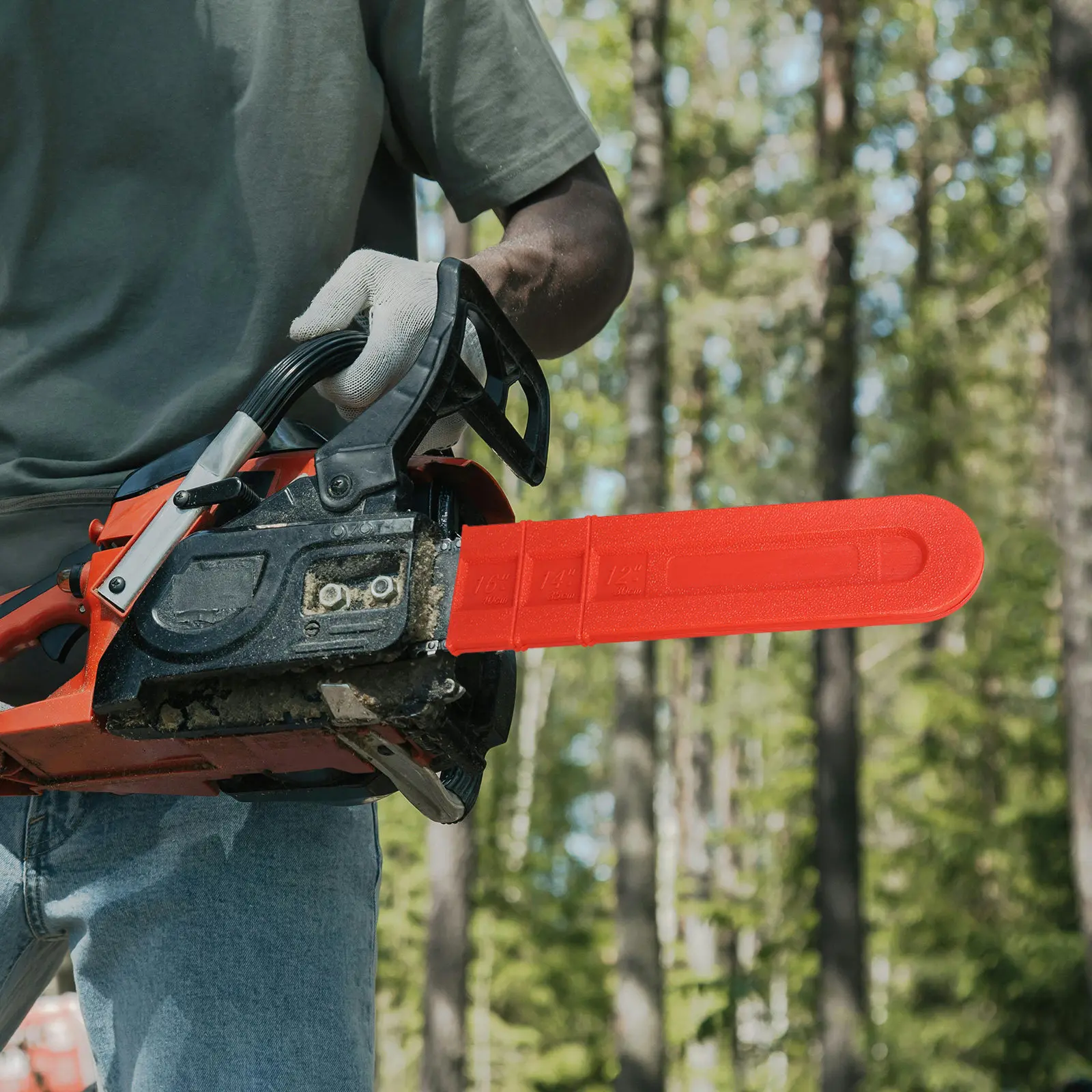 2Pcs Chainsaw Bar Scabbard Guard Protective Cover Anti Scratch Plastic Universal Chain Saw Bar Cover Garden Accessories