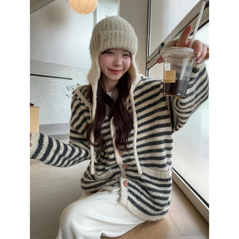 Harajuku Striped Knitted Cardigan Women Fashion Hooded Sweater Outerwears Korean Oversized Knitwears Winter Long Sleeve Jumpers