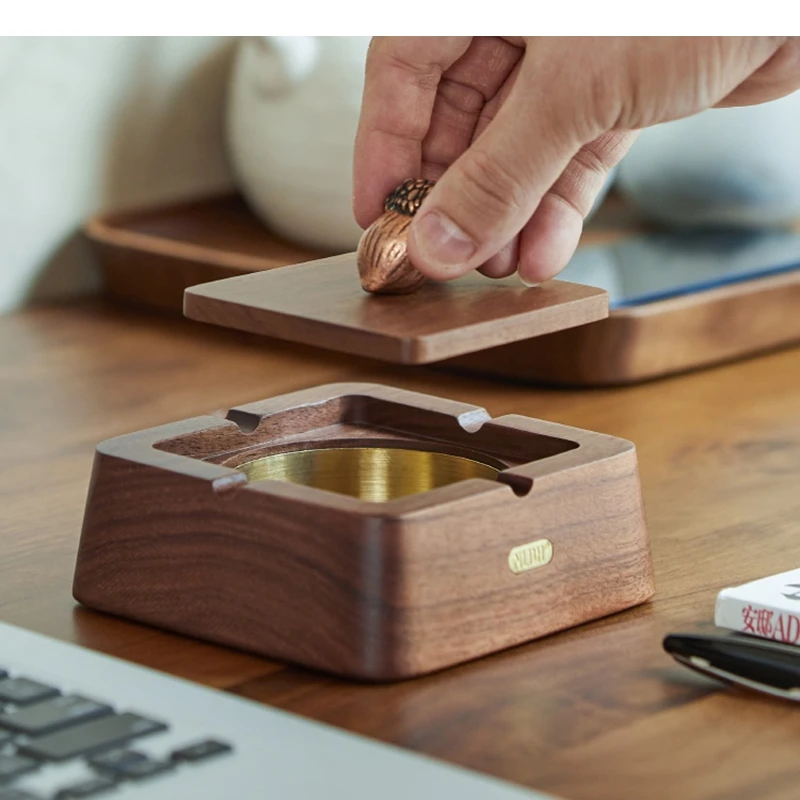 Square Walnut Wood Ashtray Stainless Steel Liner Acorn Lids Ash Tray Smoking Accessories Household Cigar Ashtrays Containers