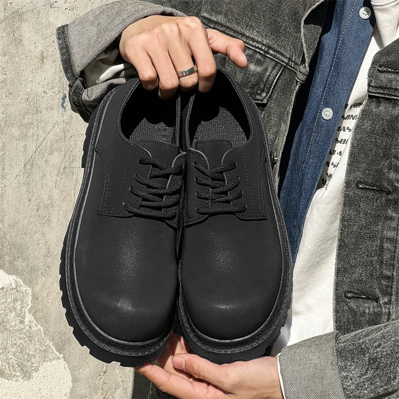 

Leather shoes men's summer new British retro big toe derby shoes men's thick sole height increasing casual black trendy shoes