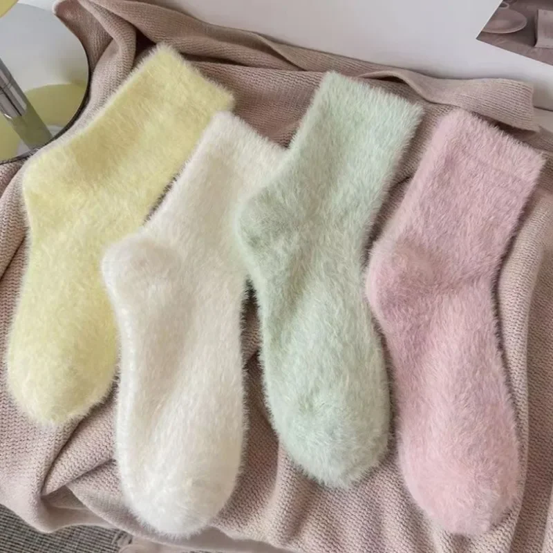 Winter Women Mink Velvet Socks Harajuku Thicken Plush Soft Warm Middle Tube Sock Elastic Home Sleep Thermal Floor Fluffy Sock