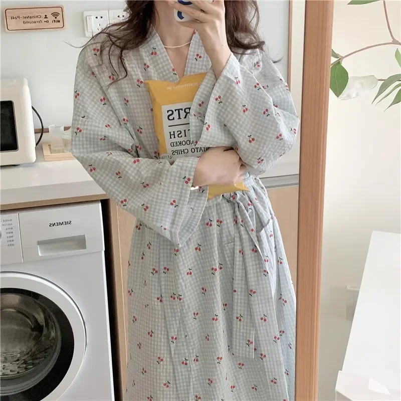 

Sweet Plaid Cherry Plaid Ladies Robe Women Nightgowns Female Nightgown Models Spring and Summer Long-Sleeved Bathrobe Homewear