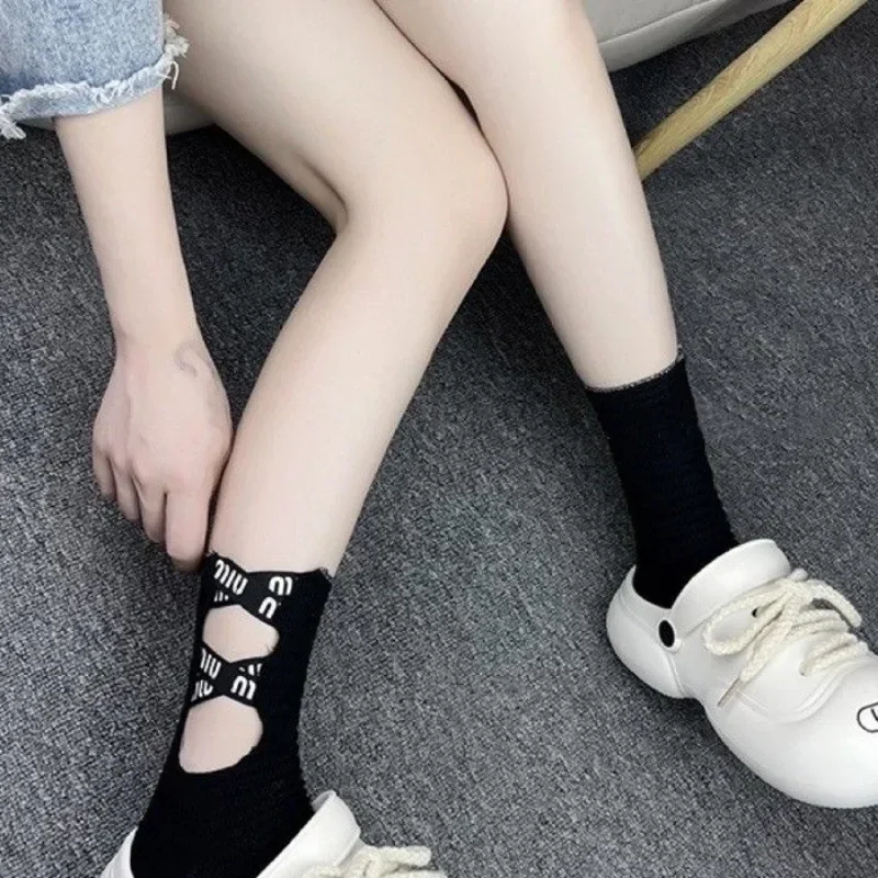 Calcetines apilados con huecos para mujer, medias versátiles de moda Retro, edición coreana, Y2K, 2023