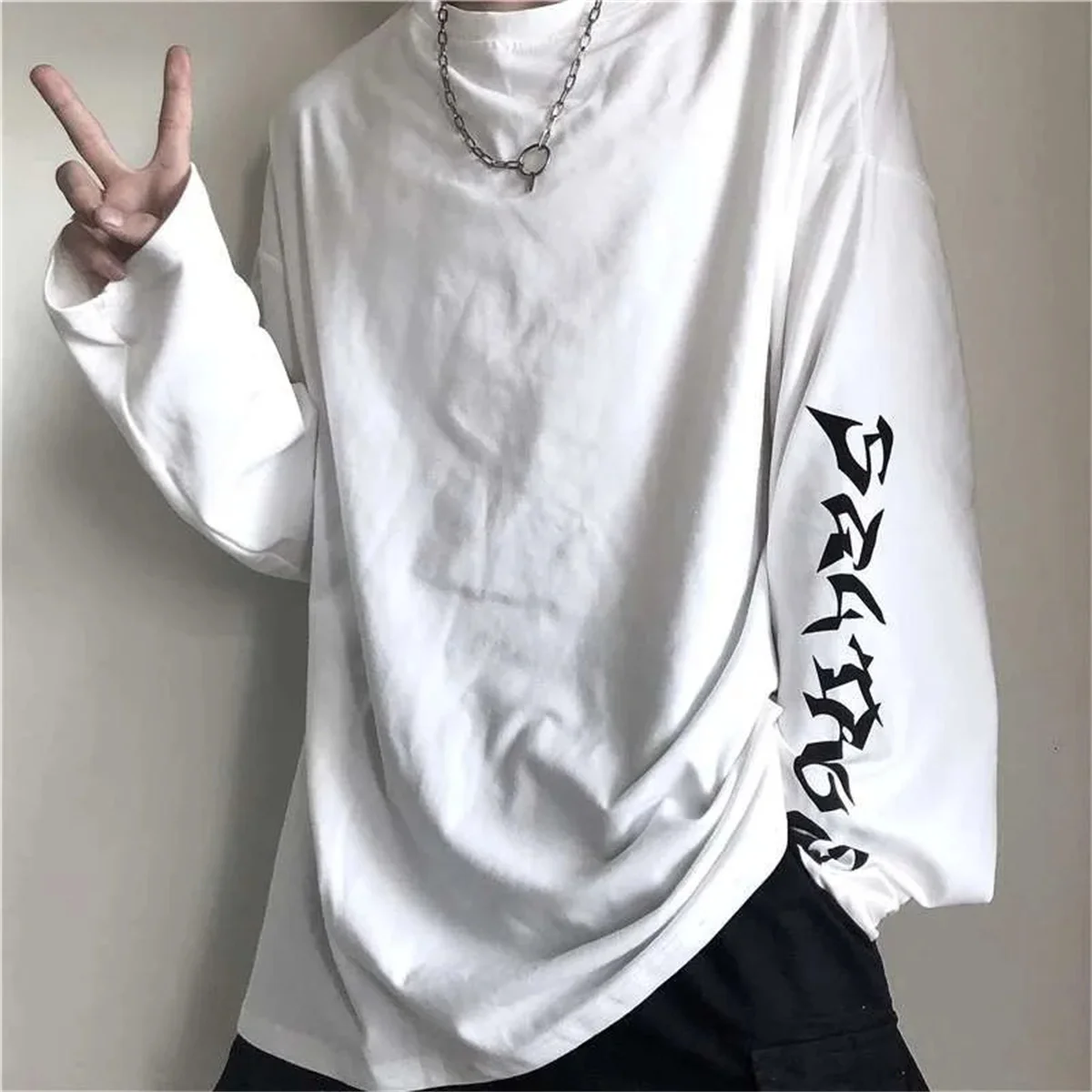 Cool Harajuku Ins TShirt Hip Hop เสื้อยืดผู้หญิงสีดําสบายๆเกาหลี T เสื้อแขนยาวหลวม TShirt Streetwear ฤดูใบไม้ร่วงหญิง