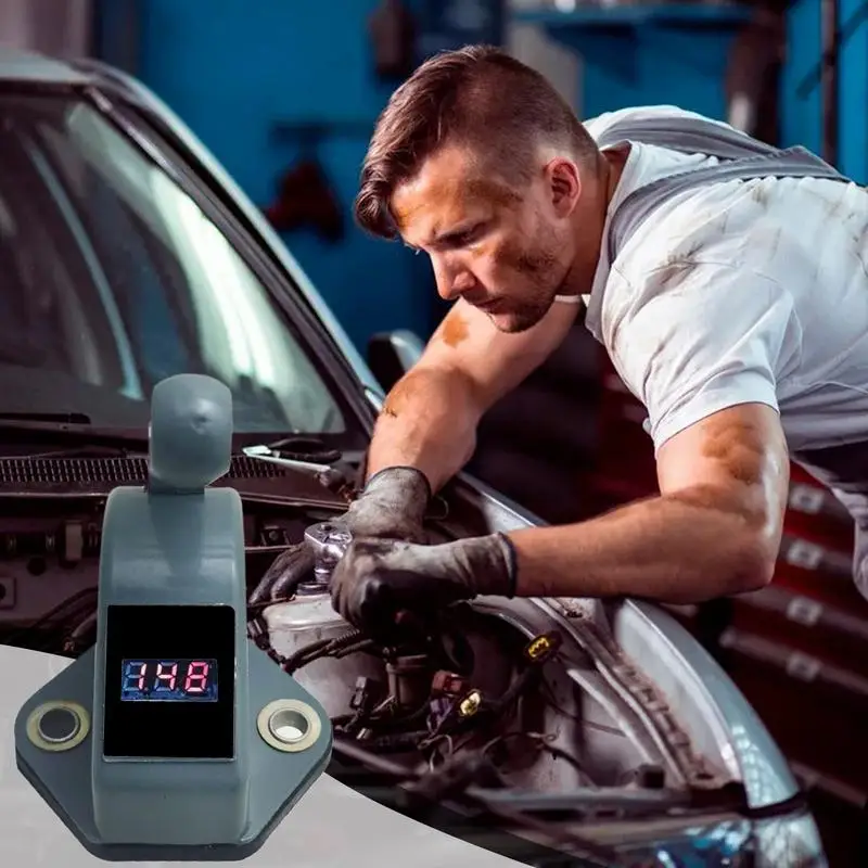 

Battery Isolator Digital Display 12v/24v Compatible Car Power Off Button Voltage Sensing Relay Battery Terminal Disconnect For