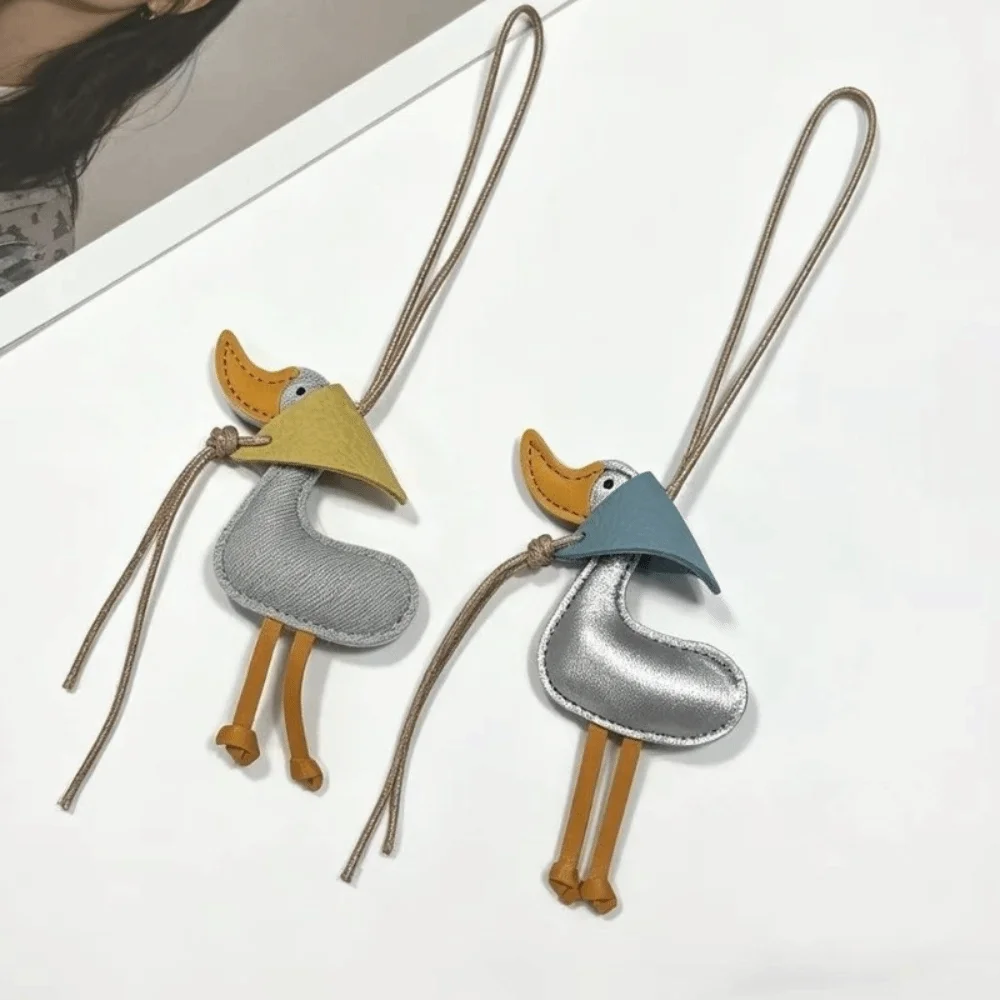 Trendy PU Duck Keychain Leather Material Yellow Duck Bag Pendant Lightweight Hanging Rope Cartoon Car Keyring Handbag Accessory