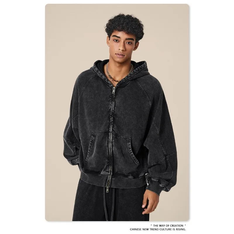 Jaqueta com capuz masculina estilo americano, casual, para uso diário e atividades ao ar livre.